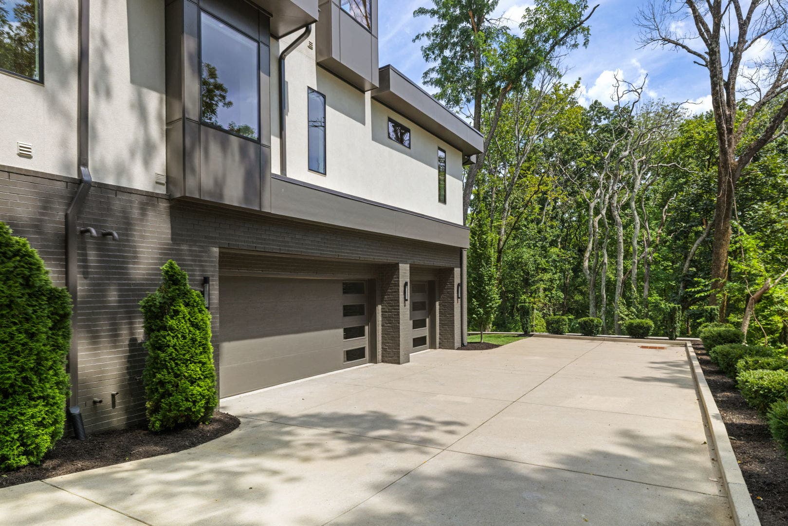 663 Hunters Trail, Nashville, TN 37209