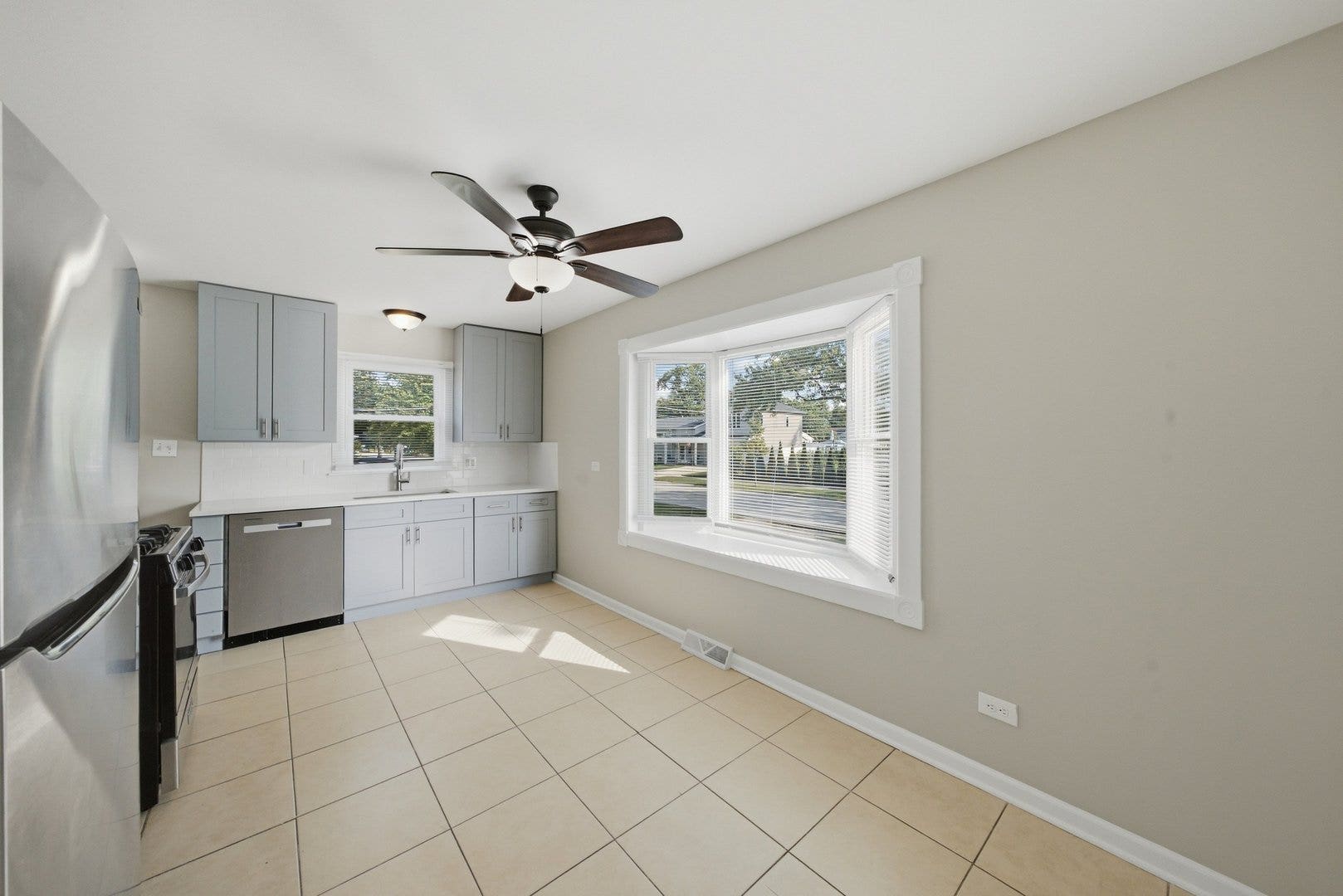 9338 Oak Street, Orland Park, IL 60462