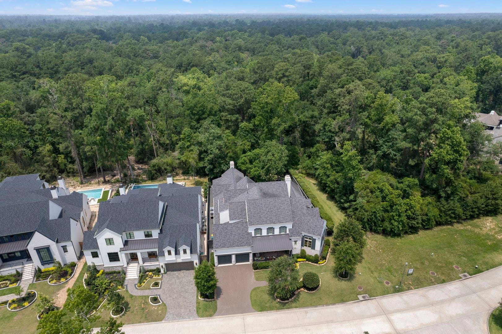 79 Simon Lake Lane, The Woodlands, TX 77381