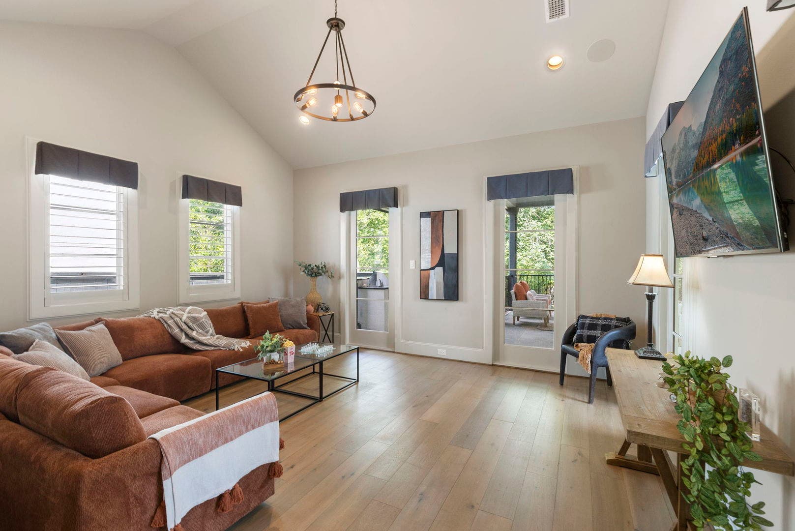 79 Simon Lake Lane, The Woodlands, TX 77381