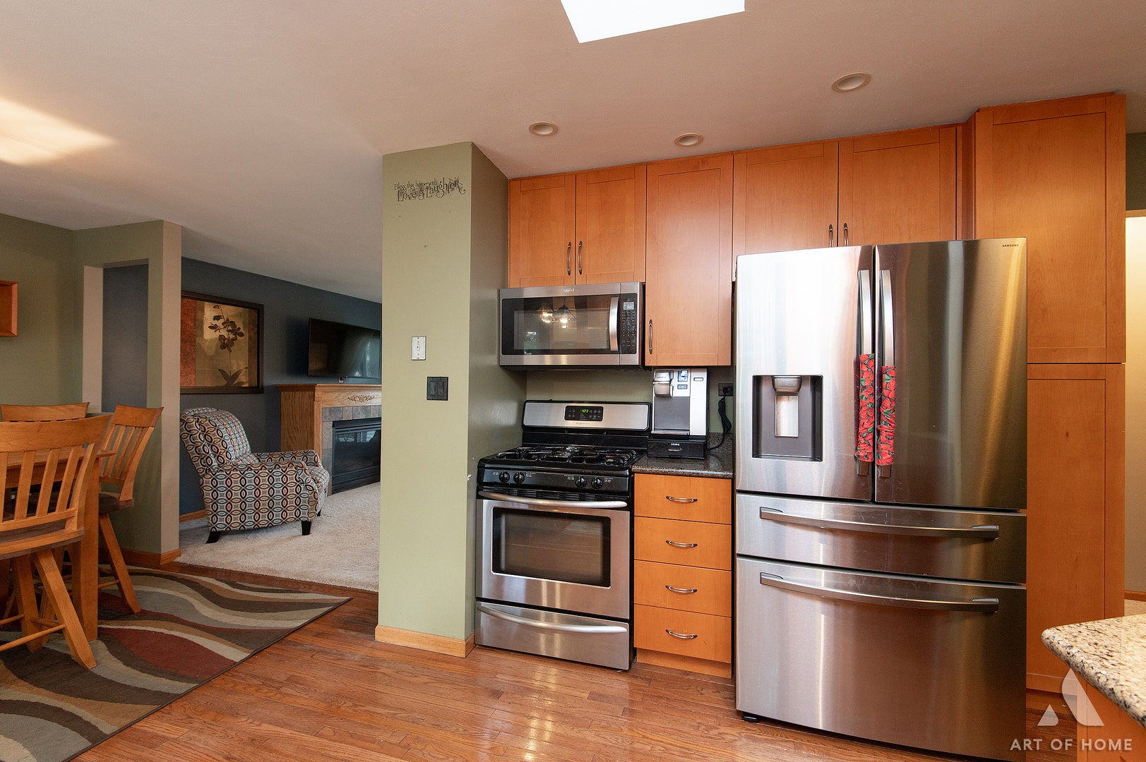 9313 Parkside Avenue, Oak Lawn, IL 60453 9313 Parkside Avenue, Oak Lawn, IL 60453