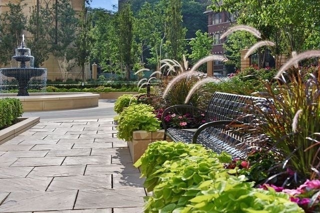 2550 N Lakeview Avenue, #S1506, Chicago, IL 60614