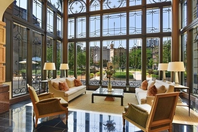 2550 N Lakeview Avenue, #S1506, Chicago, IL 60614