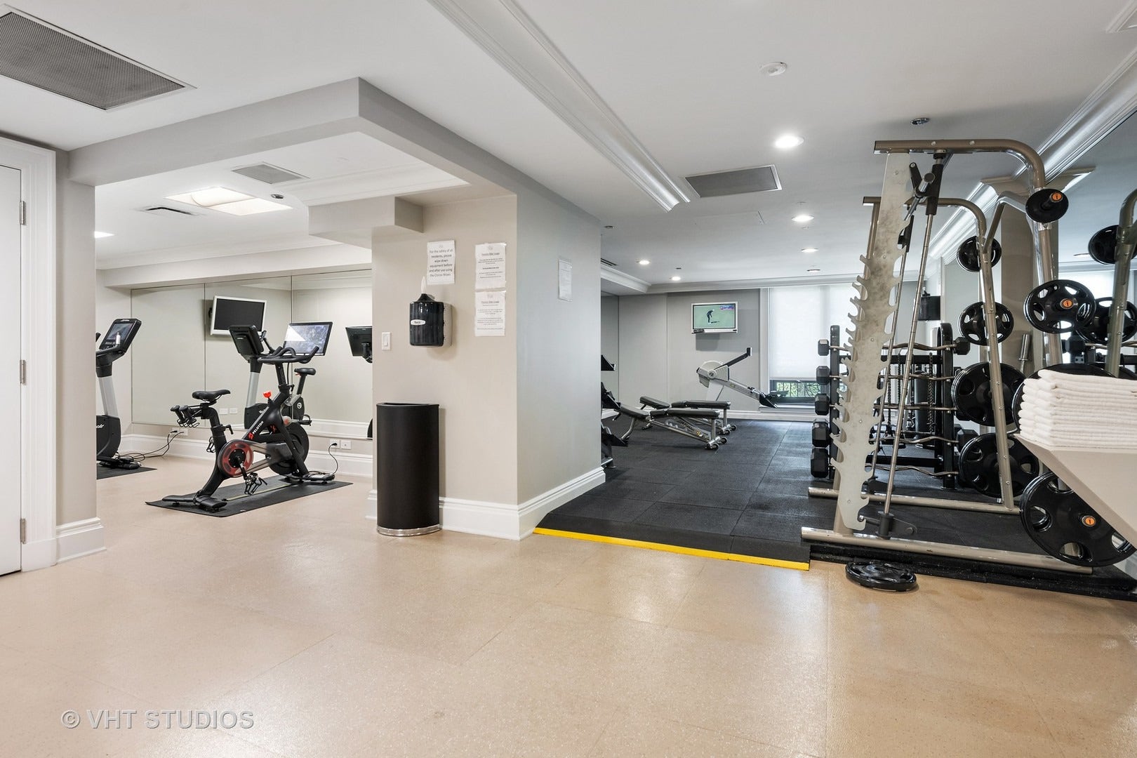 2550 N Lakeview Avenue, #S1506, Chicago, IL 60614