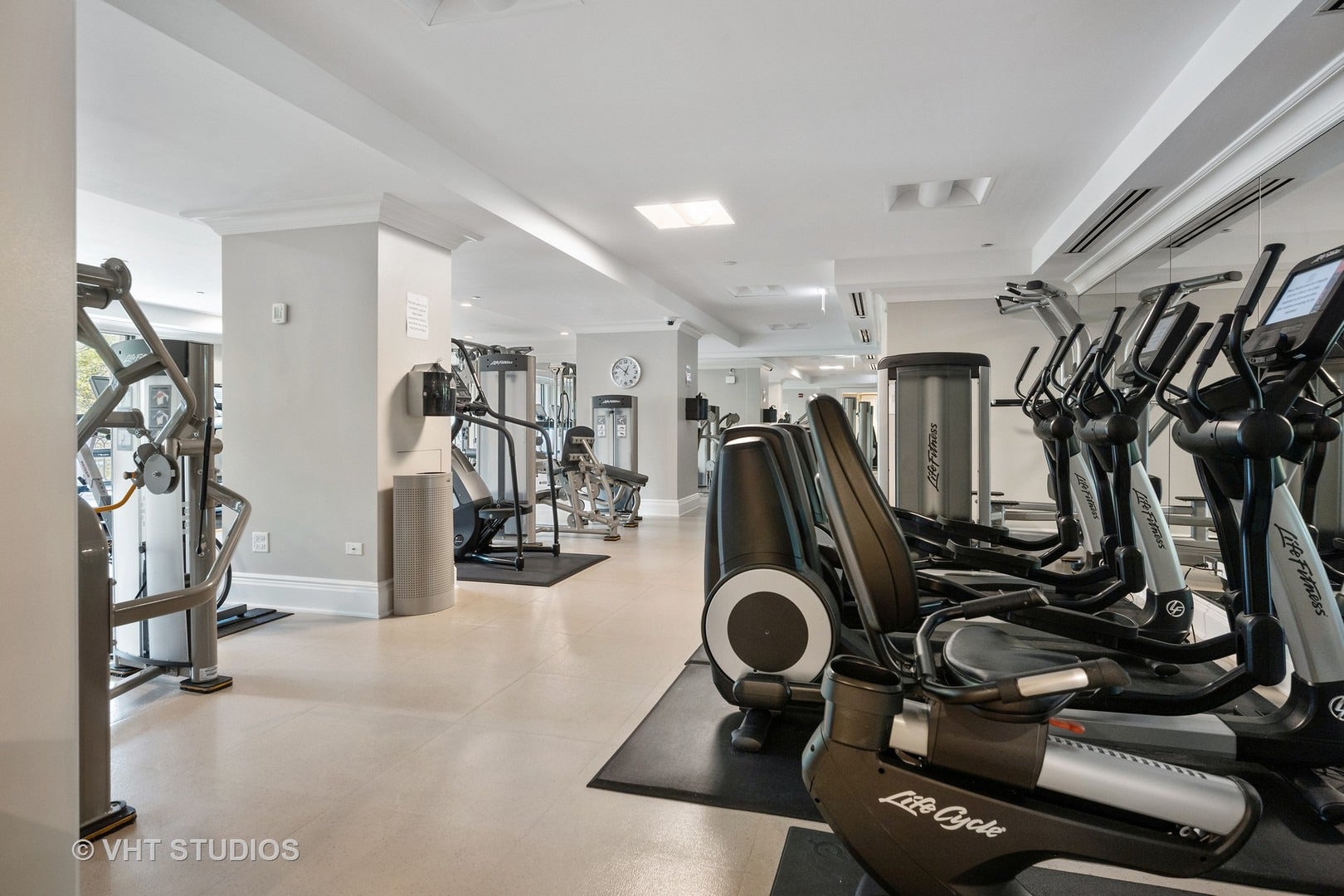 2550 N Lakeview Avenue, #S1506, Chicago, IL 60614