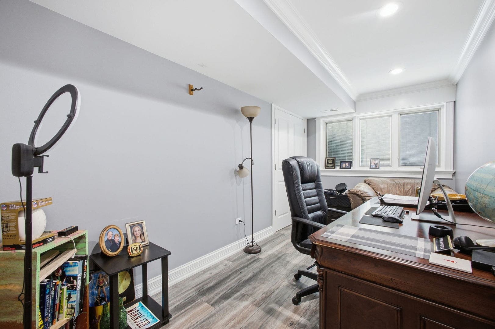 8040 Chippewa Trail, Tinley Park, IL 60477 8040 Chippewa Trail, Tinley Park, IL 60477