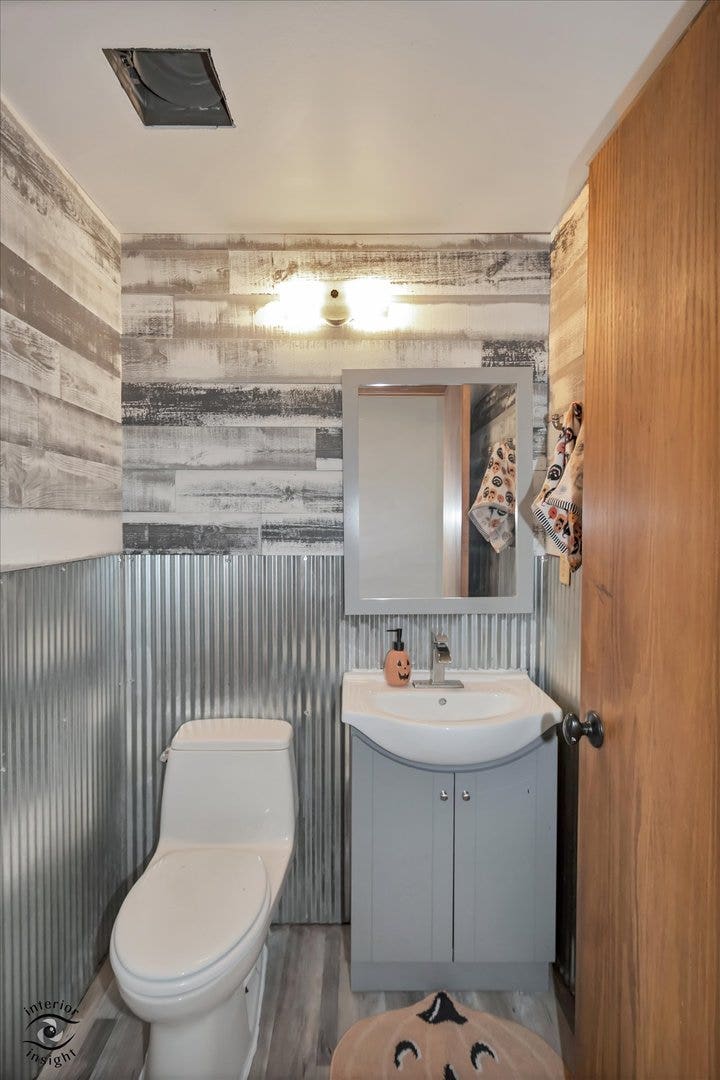 13384 E 10500 Road N, Grant Park, IL 60940 13384 E 10500 Road N, Grant Park, IL 60940