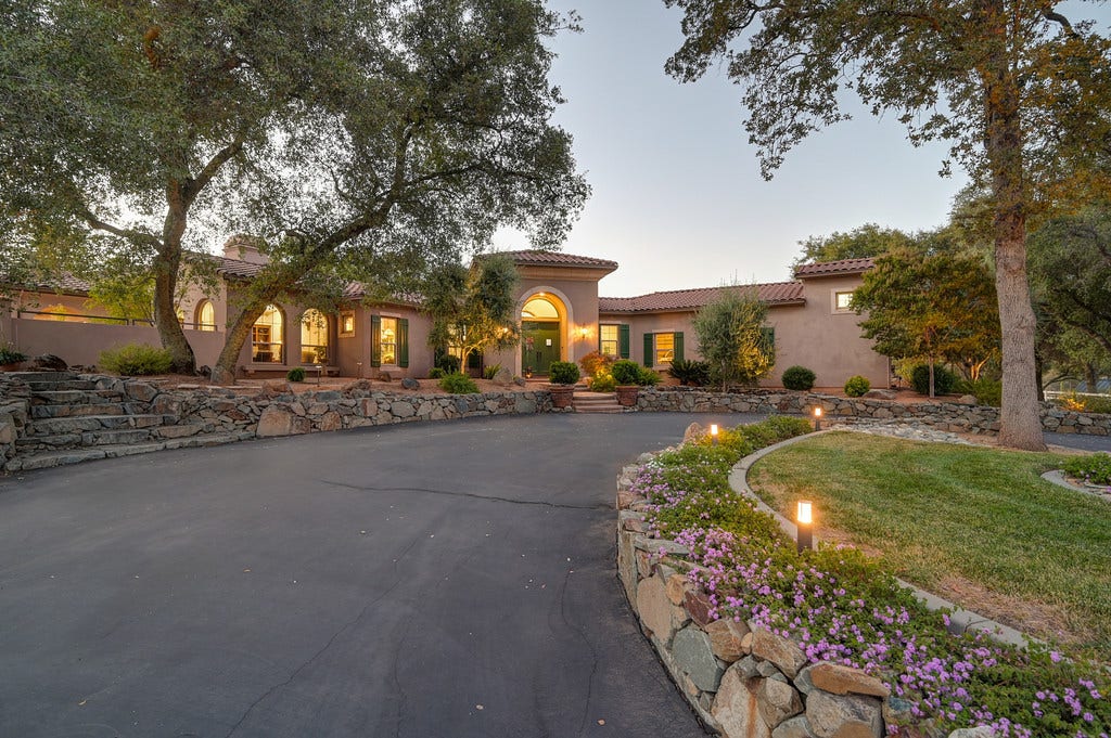 4021 Porter Lane, Shingle Springs, CA 95682 4021 Porter Lane, Shingle Springs, CA 95682