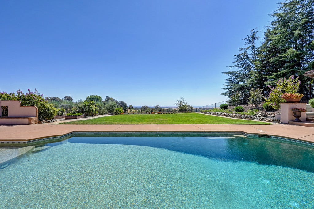 4021 Porter Lane, Shingle Springs, CA 95682 4021 Porter Lane, Shingle Springs, CA 95682