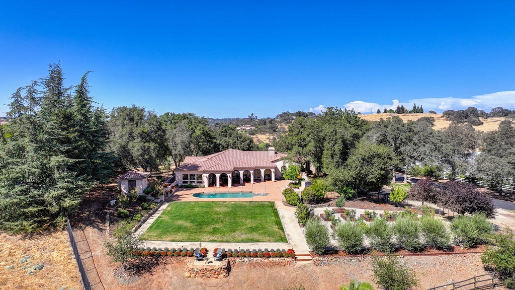 4021 Porter Lane, Shingle Springs, CA 95682 4021 Porter Lane, Shingle Springs, CA 95682