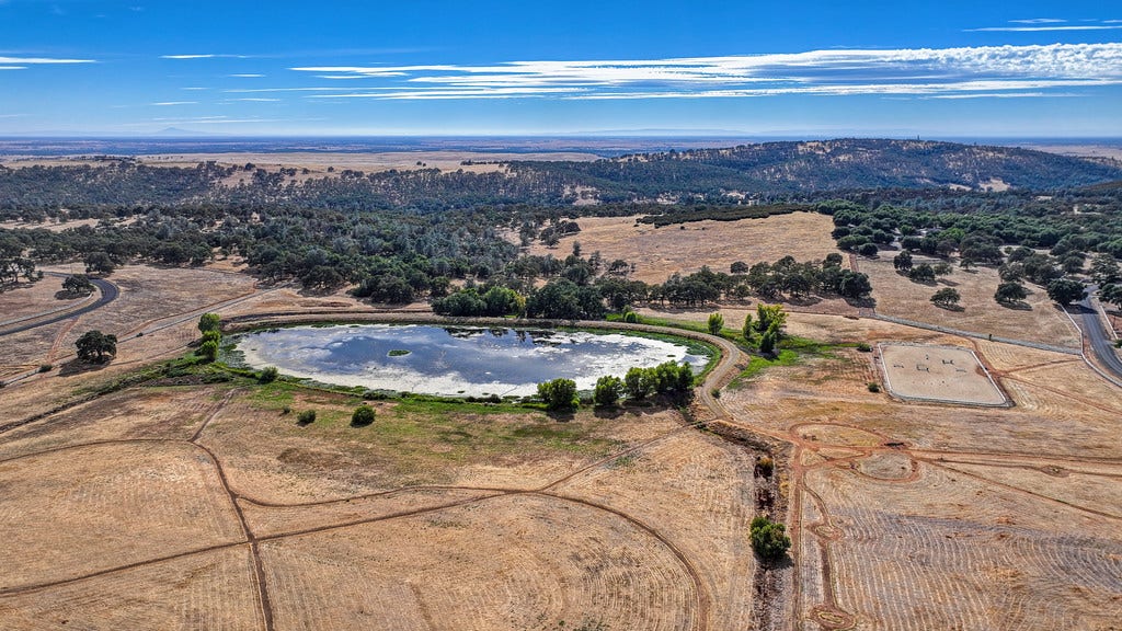 4021 Porter Lane, Shingle Springs, CA 95682 4021 Porter Lane, Shingle Springs, CA 95682