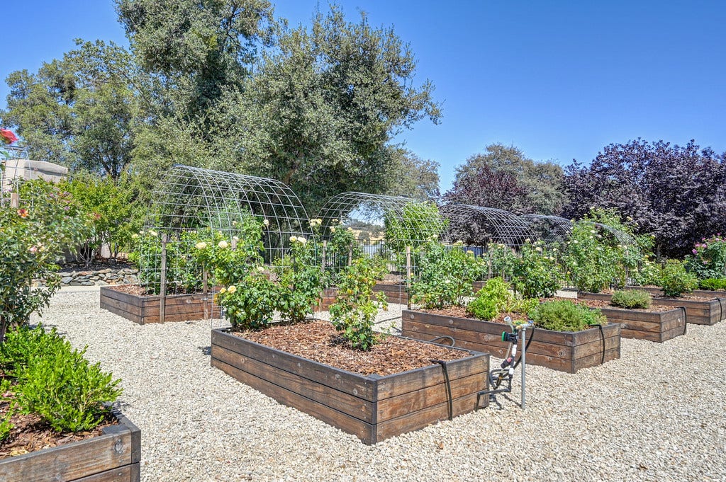 4021 Porter Lane, Shingle Springs, CA 95682 4021 Porter Lane, Shingle Springs, CA 95682