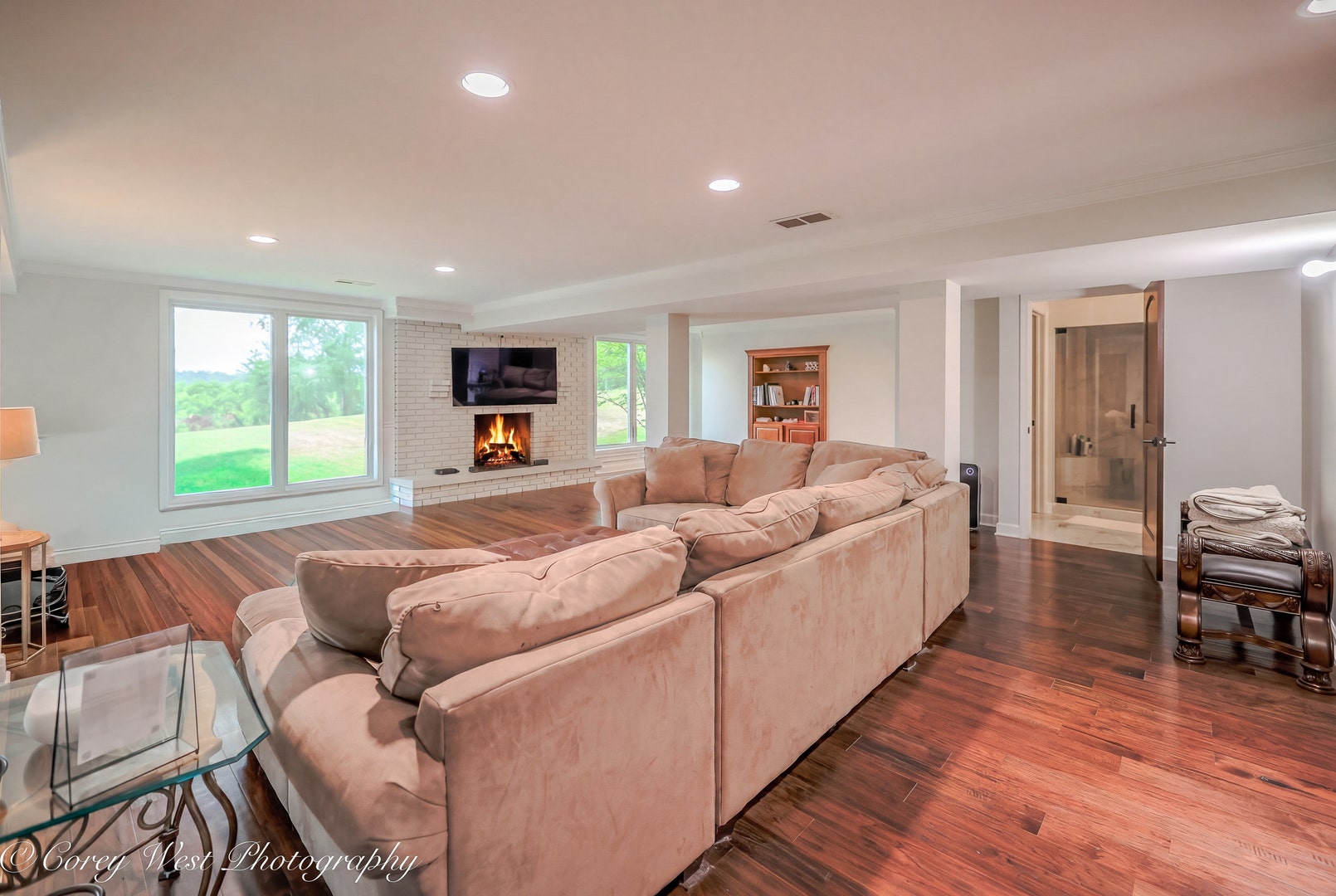 39W944 Deer Run Drive, St. Charles, IL 60175