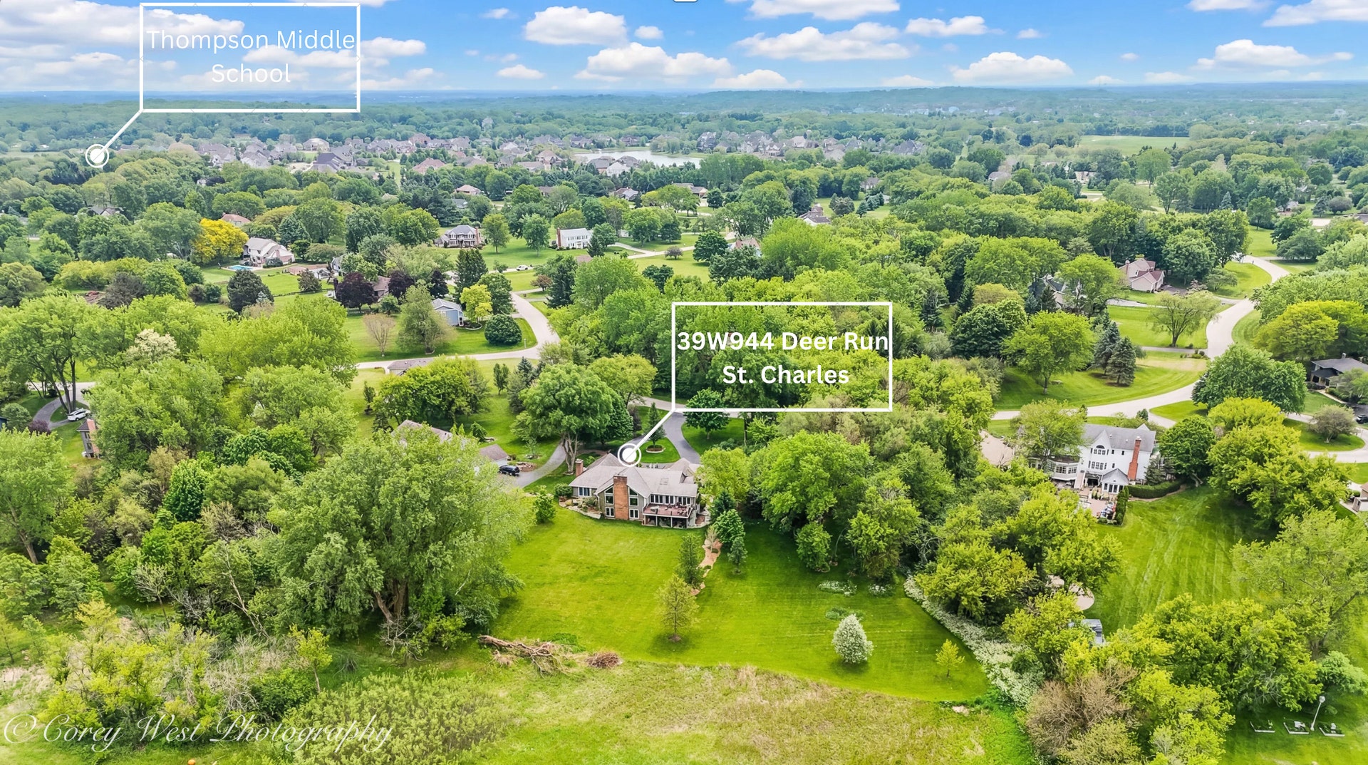 39W944 Deer Run Drive, St. Charles, IL 60175