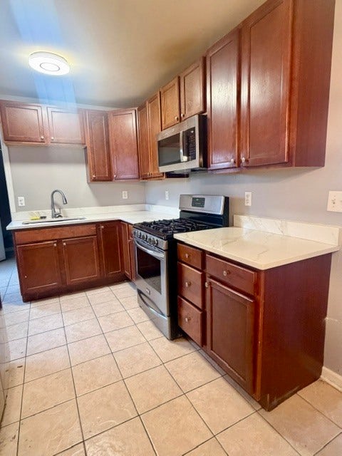212 HARWOOD Drive, Bolingbrook, IL 60440 212 HARWOOD Drive, Bolingbrook, IL 60440