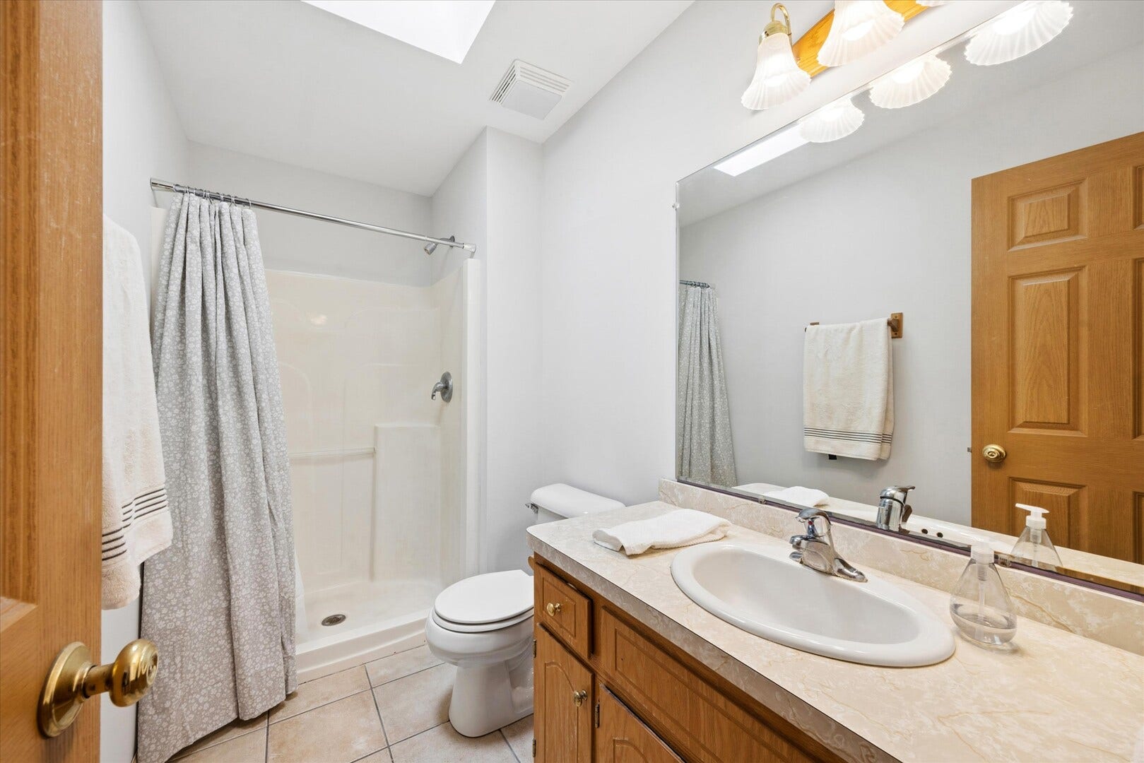 702 HICKORY Street, Lemont, IL 60439 702 HICKORY Street, Lemont, IL 60439