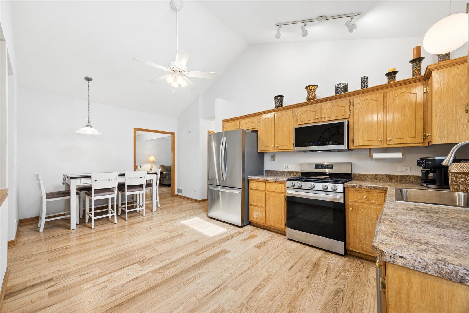 702 HICKORY Street, Lemont, IL 60439 702 HICKORY Street, Lemont, IL 60439