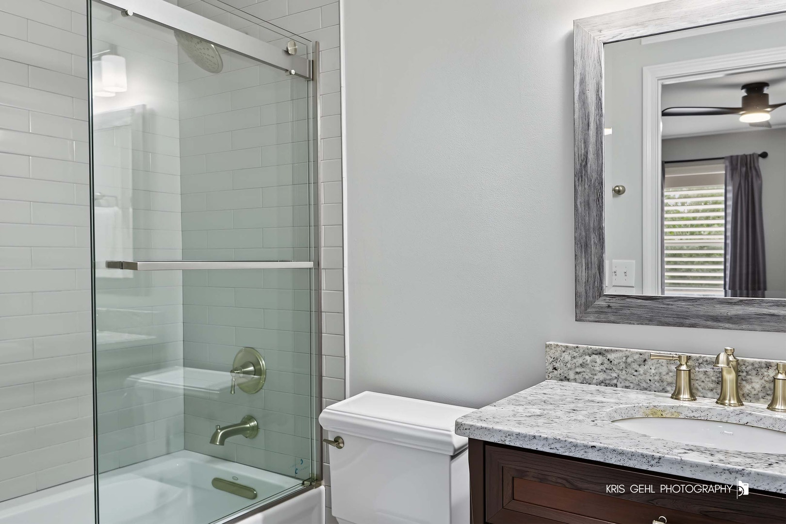 2508 Stonehenge Drive, Aurora, IL 60502 Private bath Bed 2 Ensuite