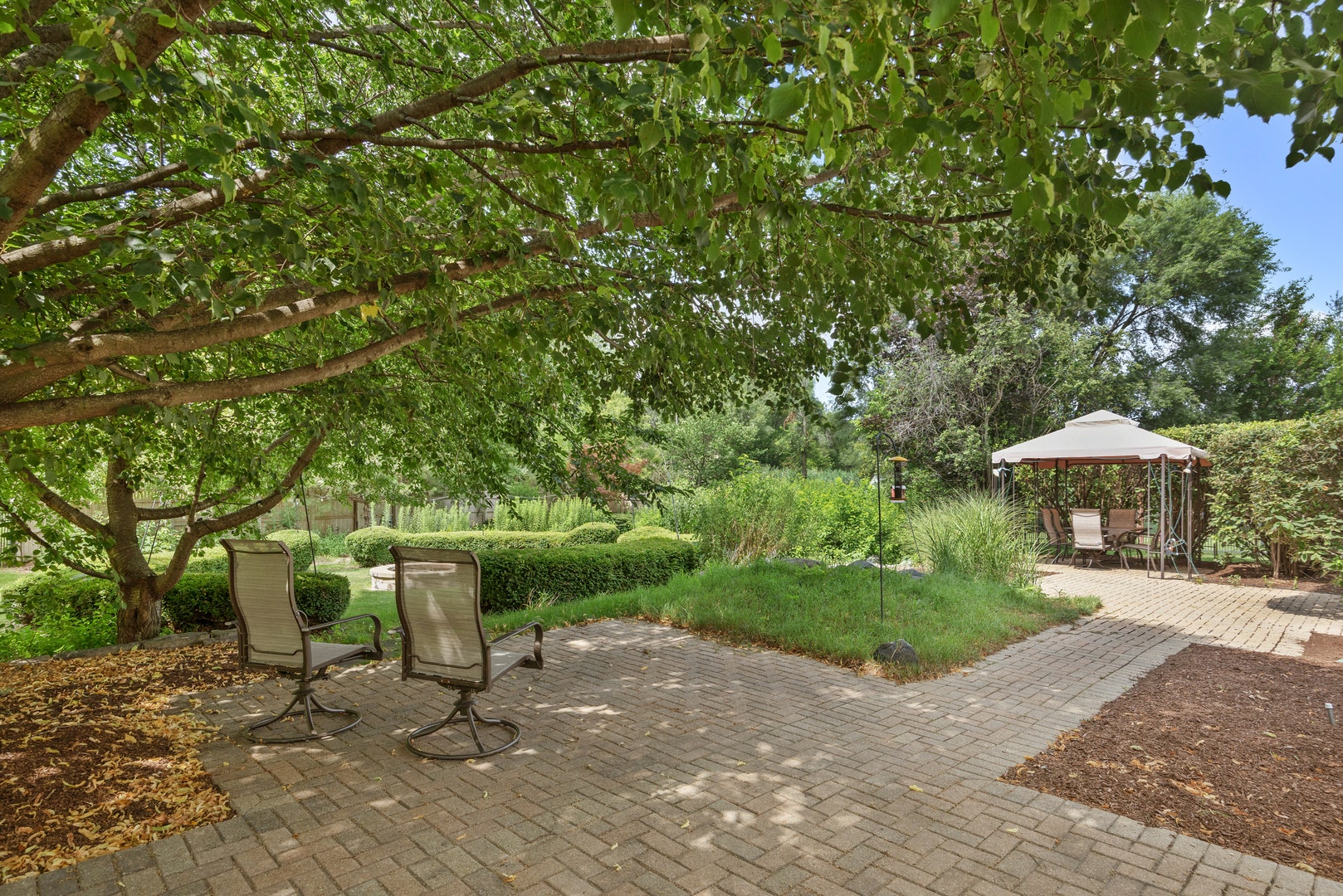 2519 CRESTVIEW Drive, Aurora, IL 60502