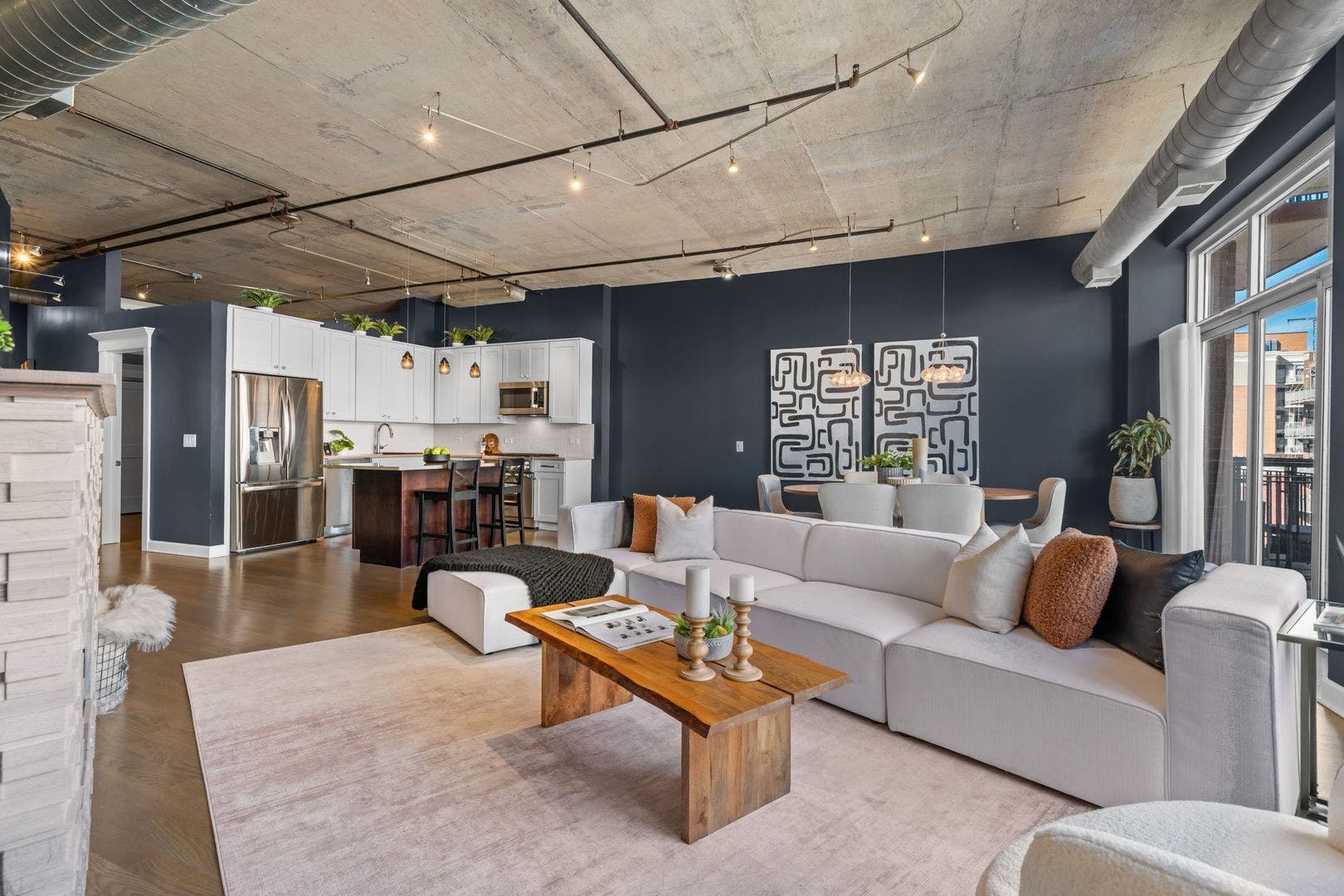 1000 W ADAMS Street, #607, Chicago, IL 60607 1000 W ADAMS Street, #607, Chicago, IL 60607