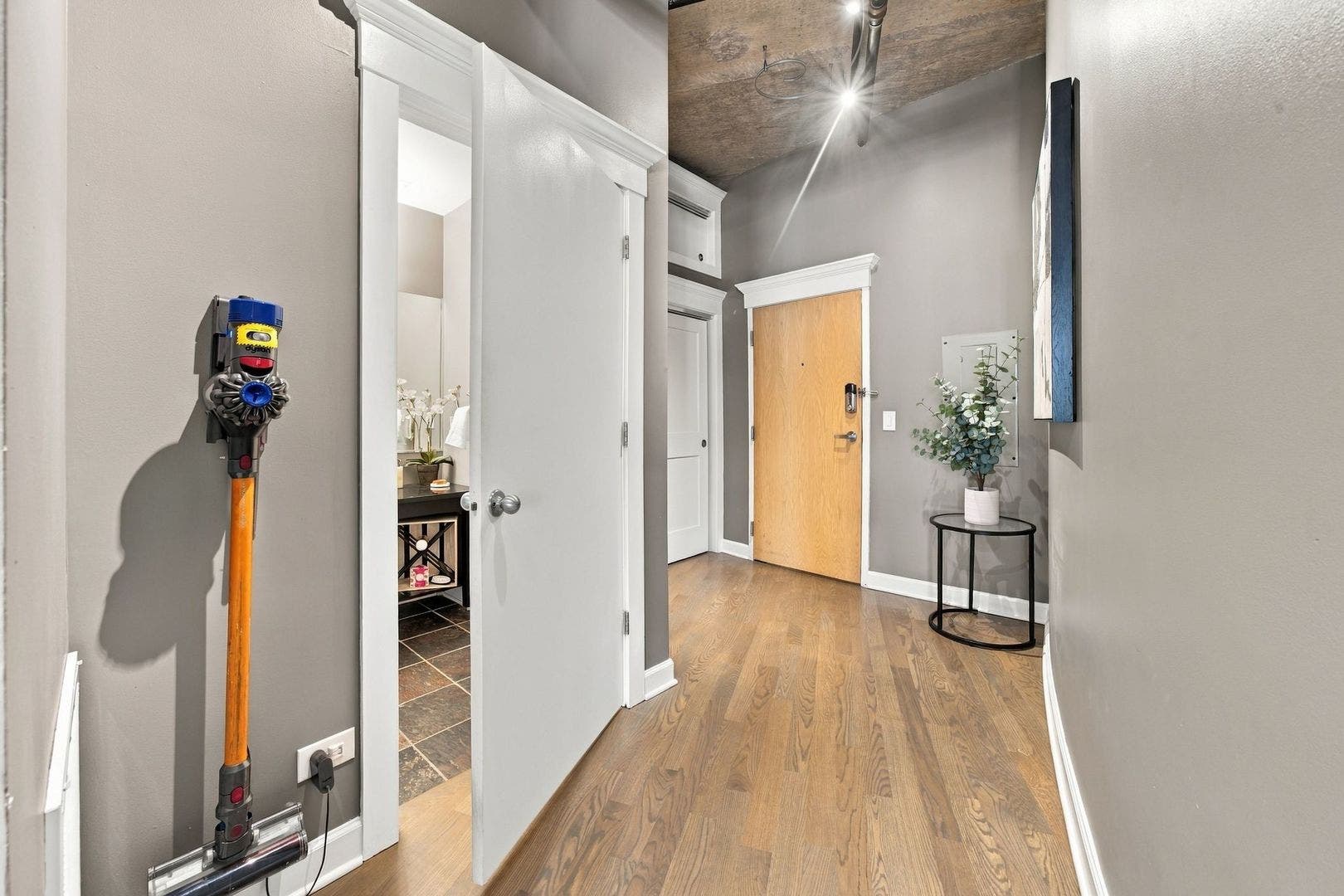 1000 W ADAMS Street, #607, Chicago, IL 60607 1000 W ADAMS Street, #607, Chicago, IL 60607