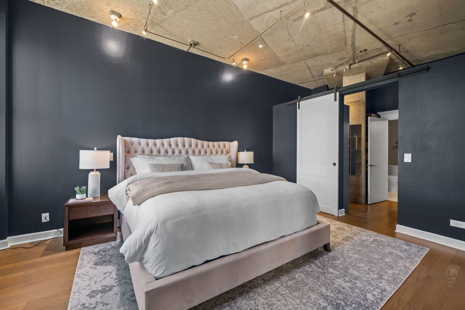 1000 W ADAMS Street, #607, Chicago, IL 60607 1000 W ADAMS Street, #607, Chicago, IL 60607
