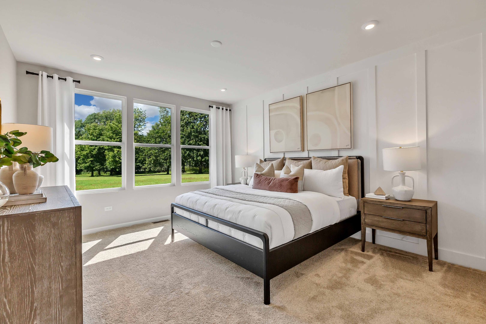 12552 Derry Drive, #33701, Lemont, IL 60439 OWNER'S SPACIOUS BEDROOM