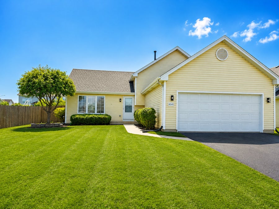 Property photo for 4549 W Tulip Avenue, Monee, IL