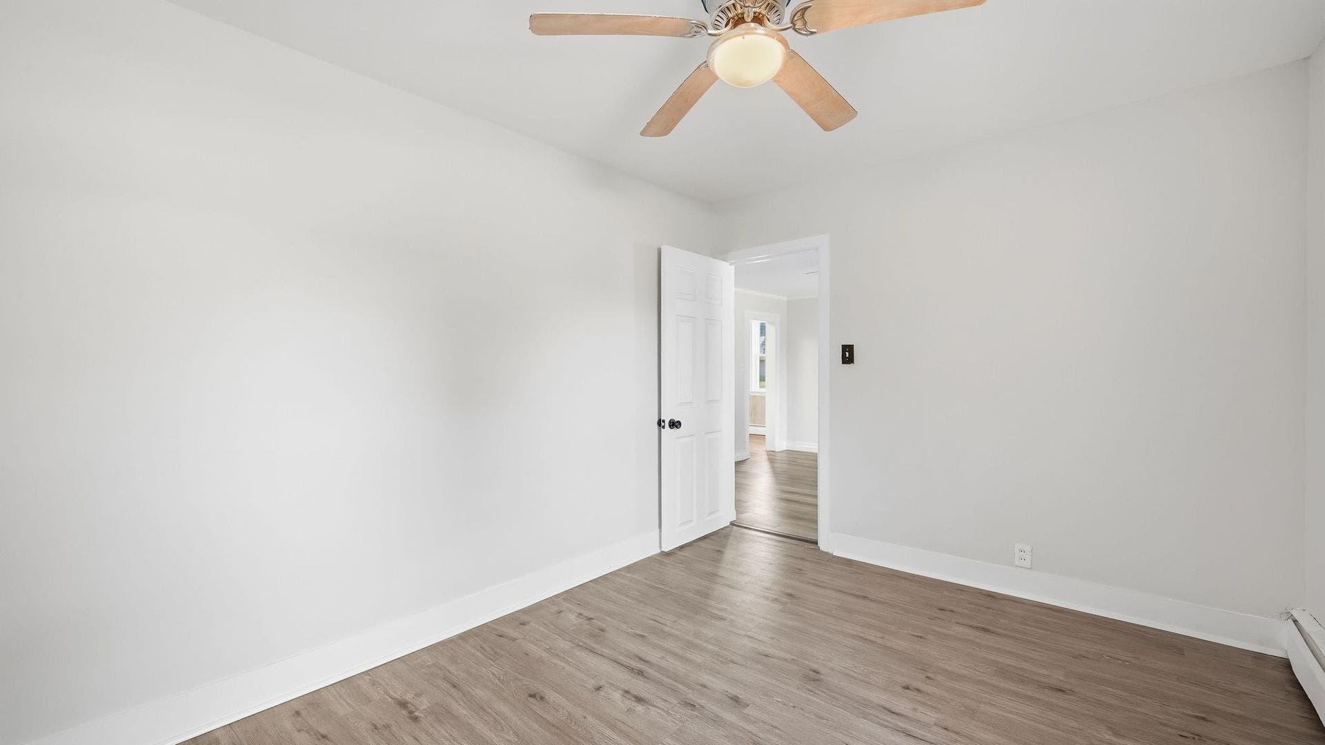109 E Mondamin Street, Minooka, IL 60447 109 E Mondamin Street, Minooka, IL 60447