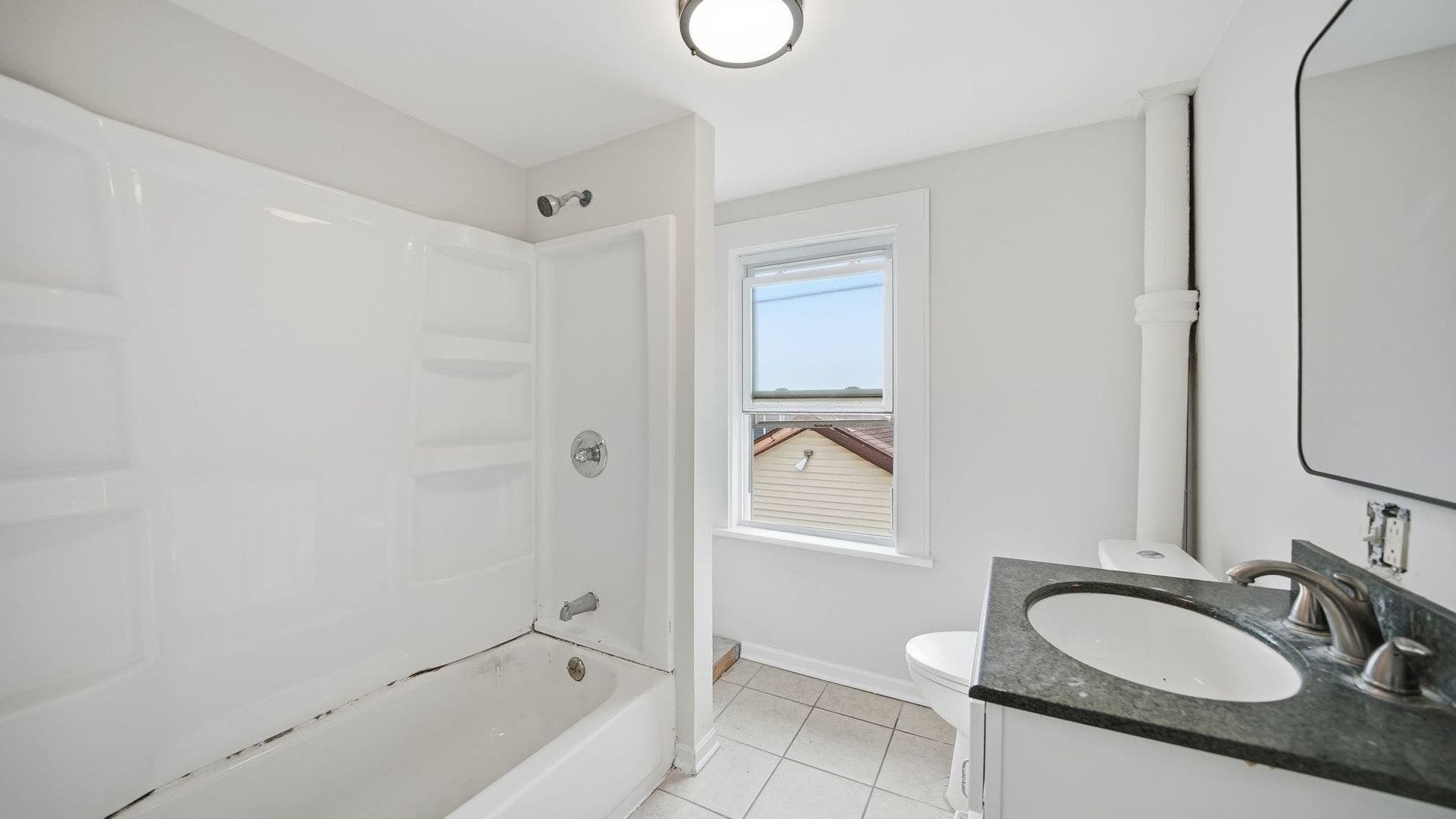109 E Mondamin Street, Minooka, IL 60447 109 E Mondamin Street, Minooka, IL 60447