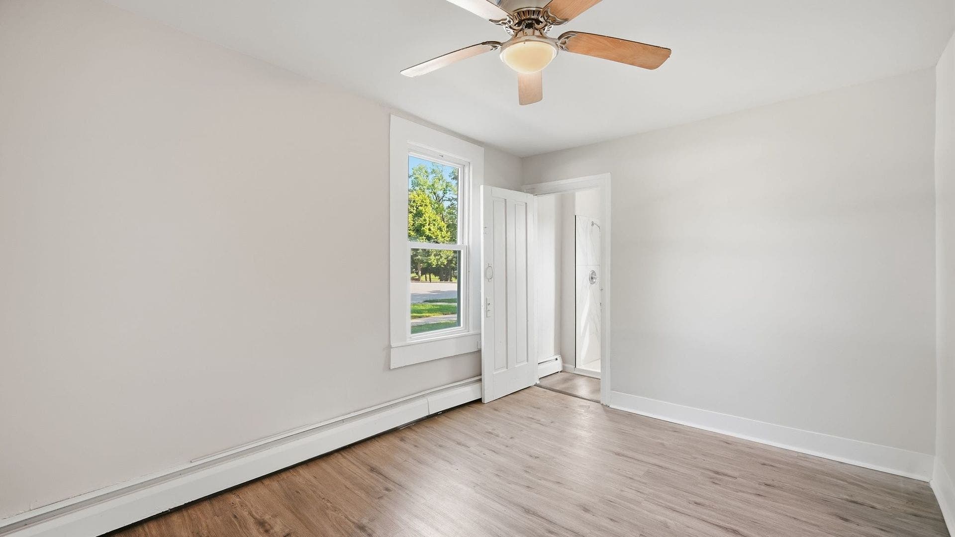 109 E Mondamin Street, Minooka, IL 60447 109 E Mondamin Street, Minooka, IL 60447