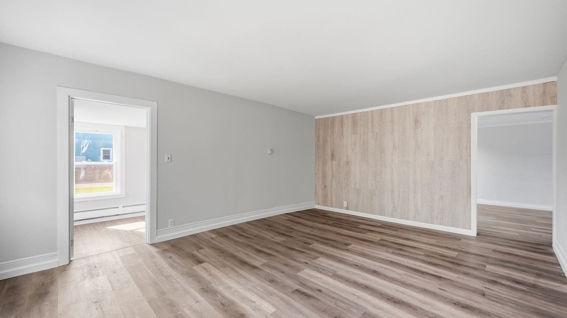 109 E Mondamin Street, Minooka, IL 60447 109 E Mondamin Street, Minooka, IL 60447