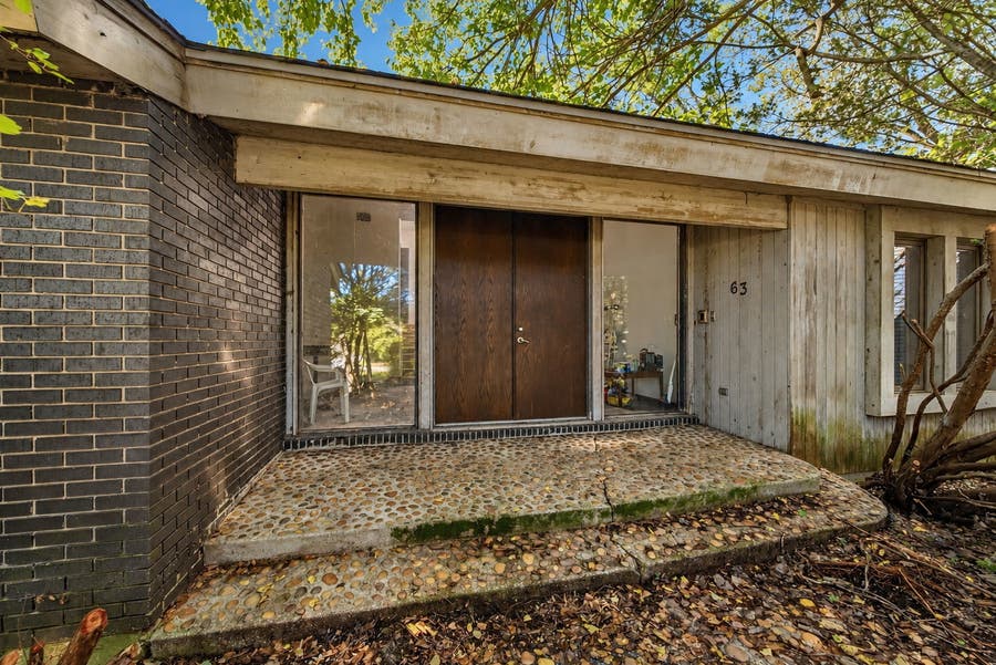 Property photo for 63 Graymoor Lane, Olympia Fields, IL