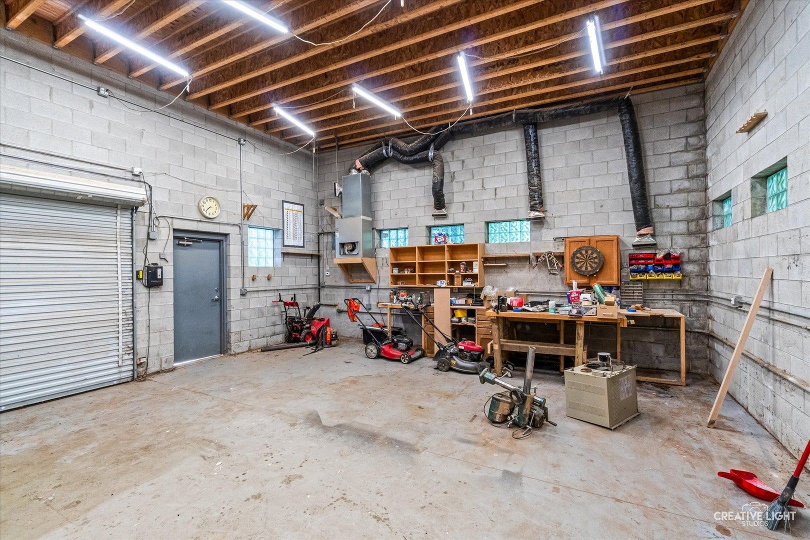 19W676 99th Street, Lemont, IL 60439 19W676 99th Street, Lemont, IL 60439