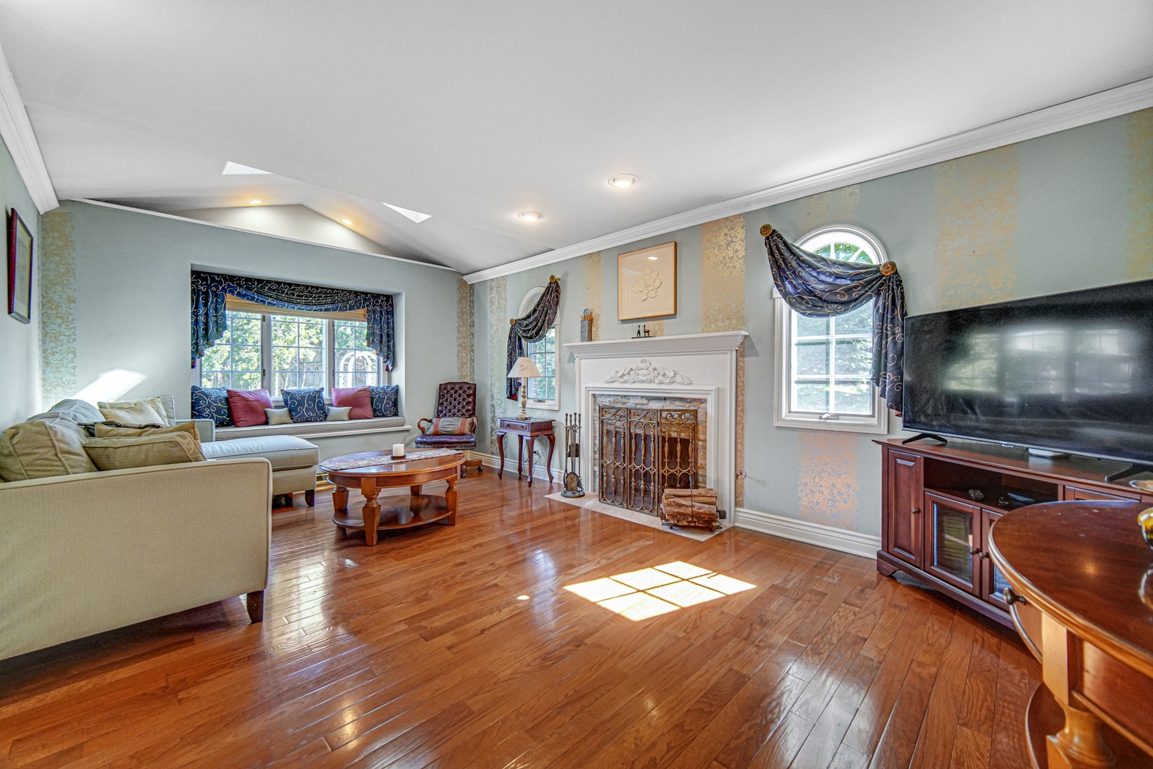 10700 Churchill Drive, Orland Park, IL 60467 10700 Churchill Drive, Orland Park, IL 60467