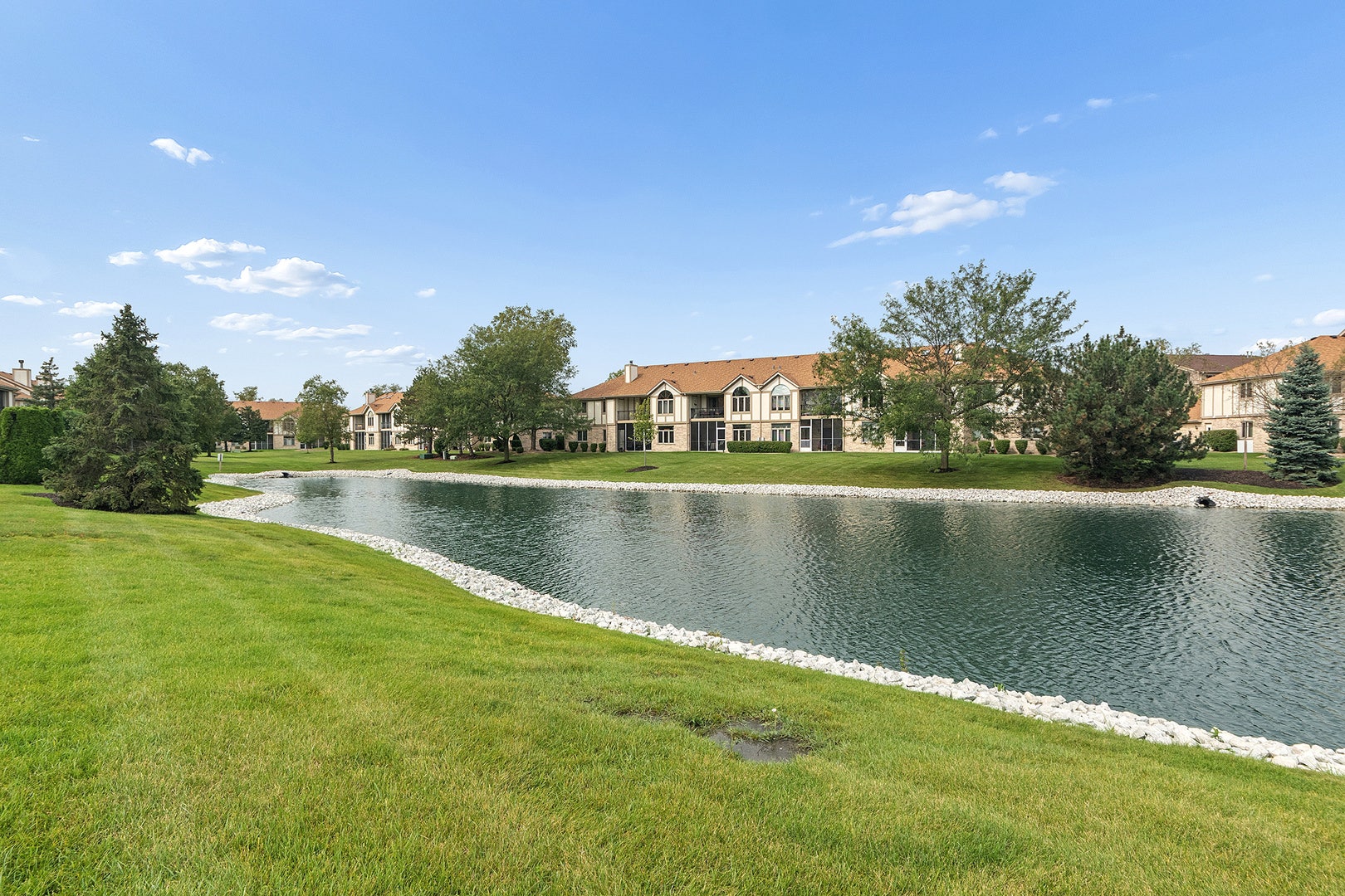 6510 Pine Trail Lane, #4, Tinley Park, IL 60477 6510 Pine Trail Lane, #4, Tinley Park, IL 60477
