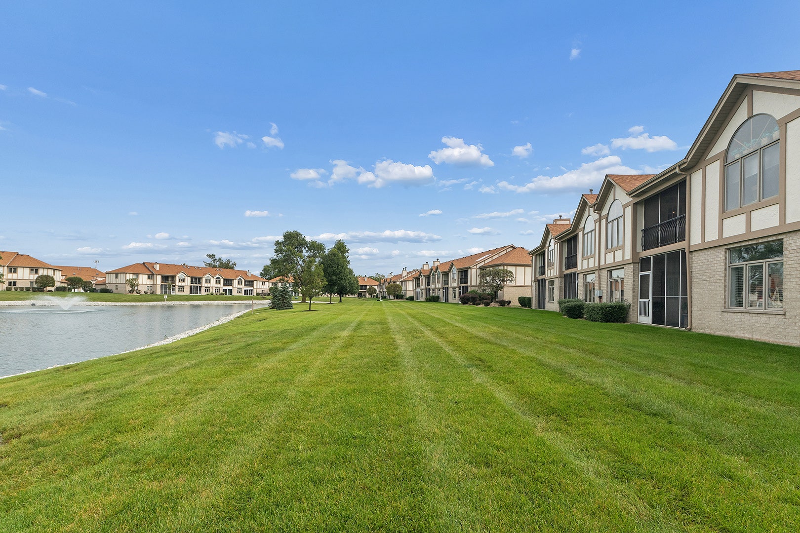 6510 Pine Trail Lane, #4, Tinley Park, IL 60477 6510 Pine Trail Lane, #4, Tinley Park, IL 60477