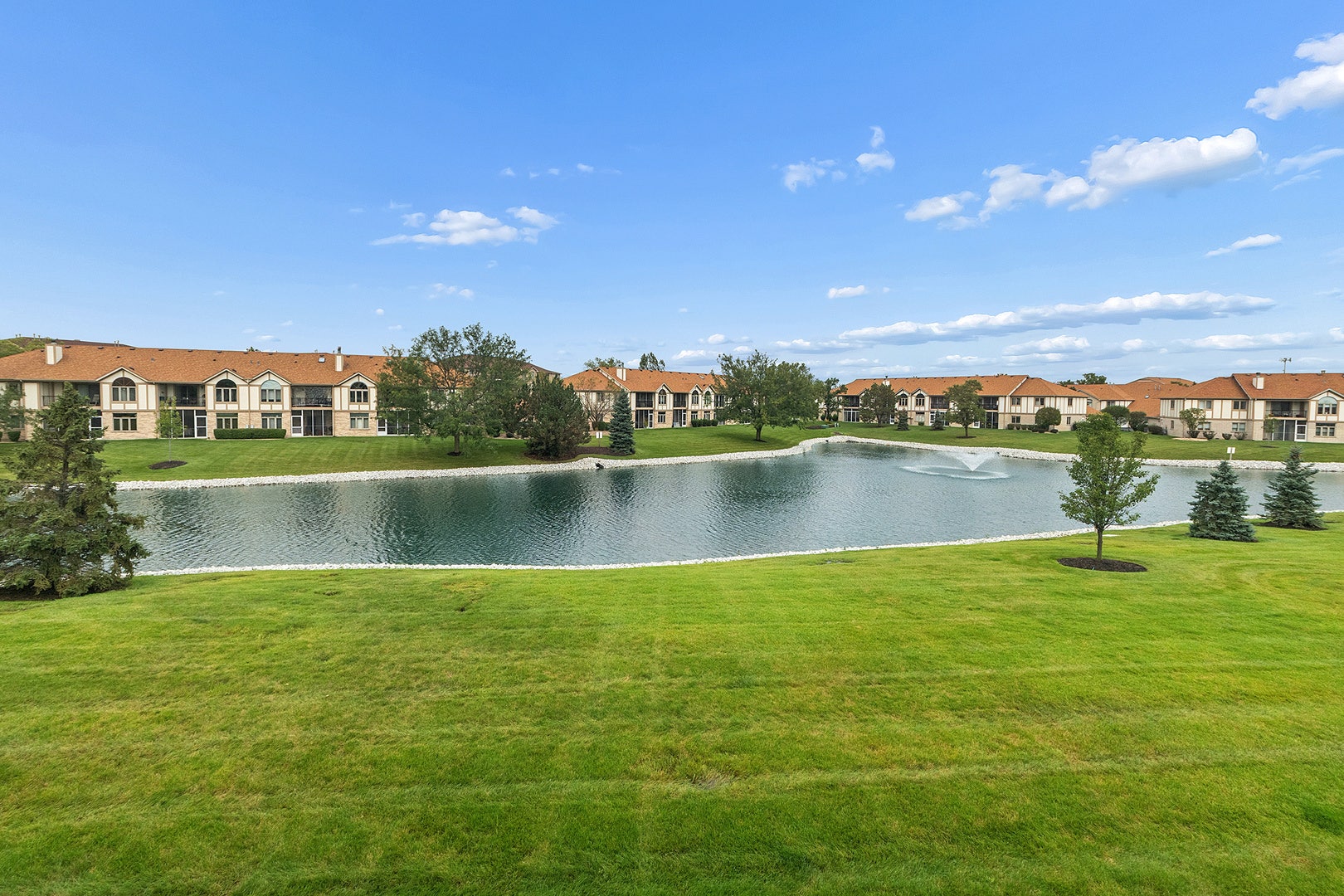 6510 Pine Trail Lane, #4, Tinley Park, IL 60477 6510 Pine Trail Lane, #4, Tinley Park, IL 60477