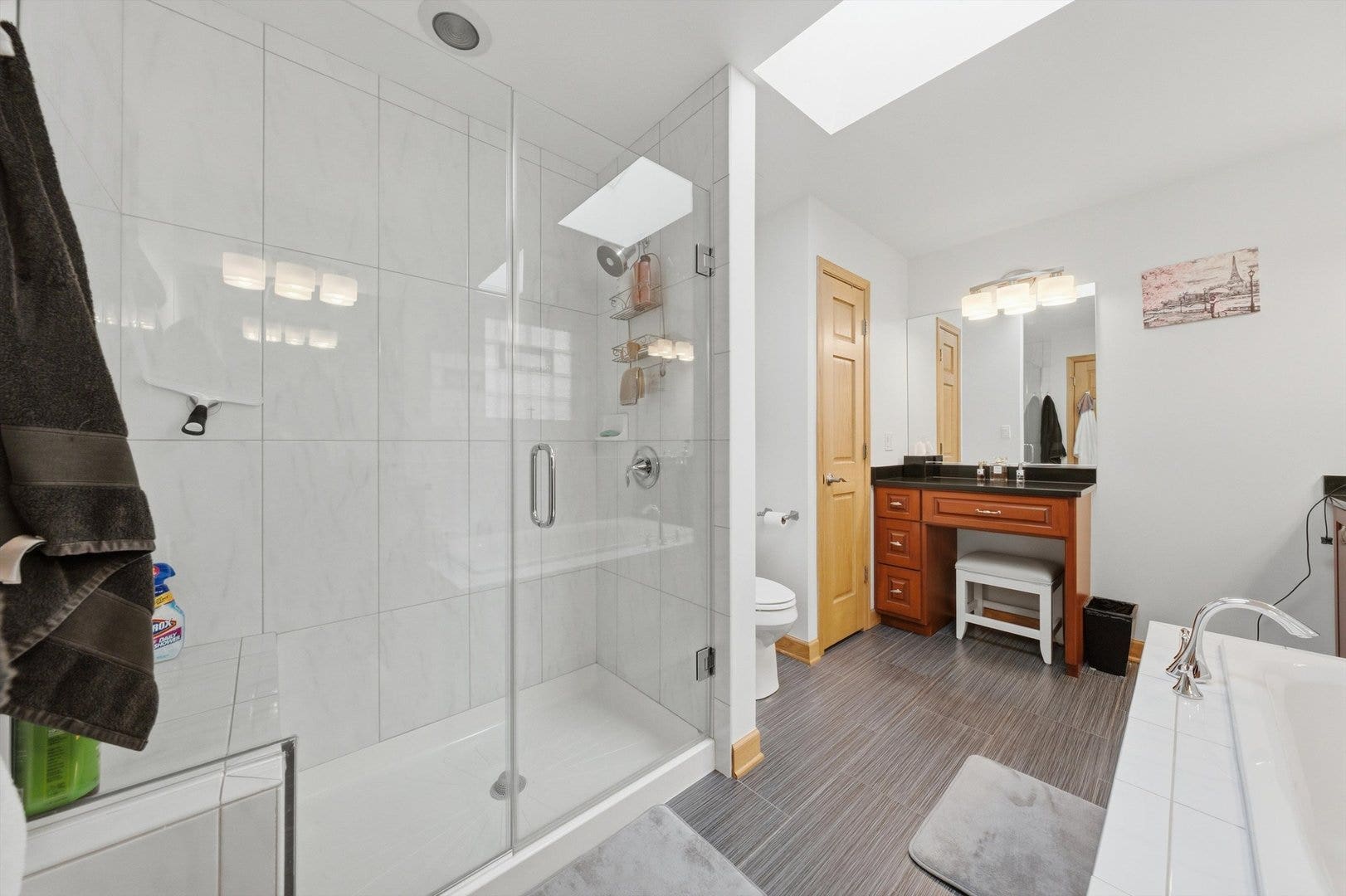 2646 S Hillock Avenue, Chicago, IL 60608 2646 S Hillock Avenue, Chicago, IL 60608