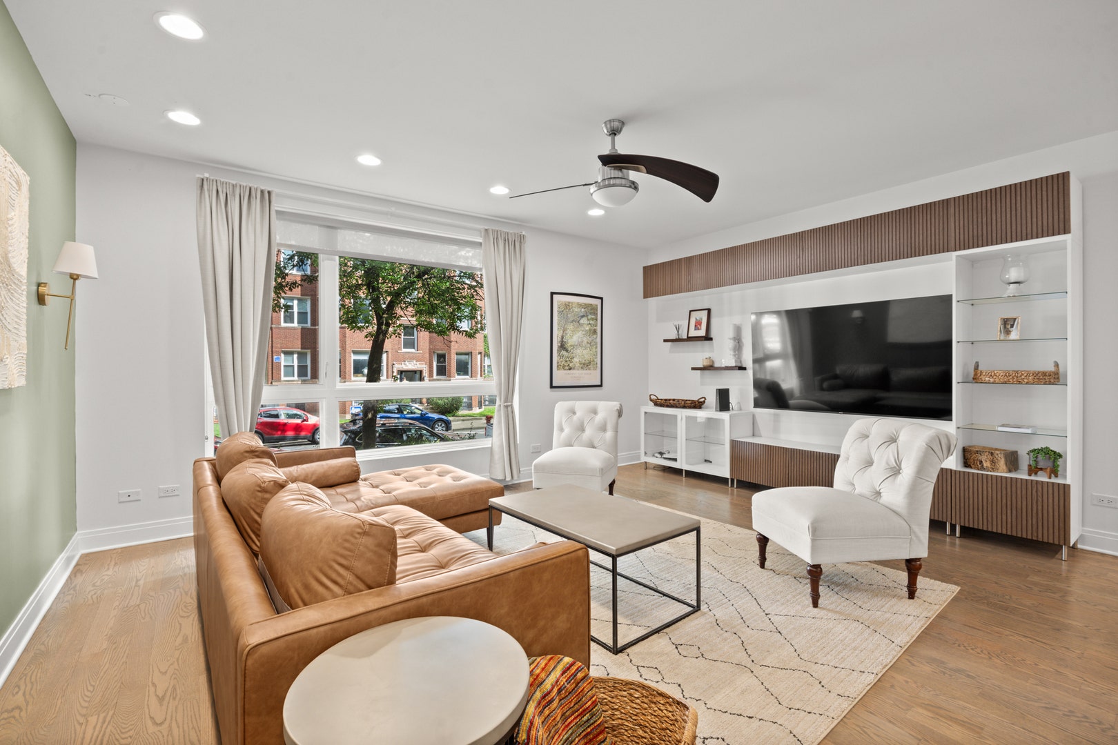 933 W George Street, #1N, Chicago, IL 60657