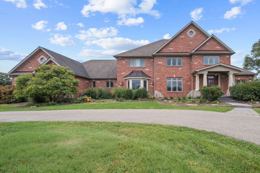 Property photo for 11N720 Muirhead Road, Elgin, IL