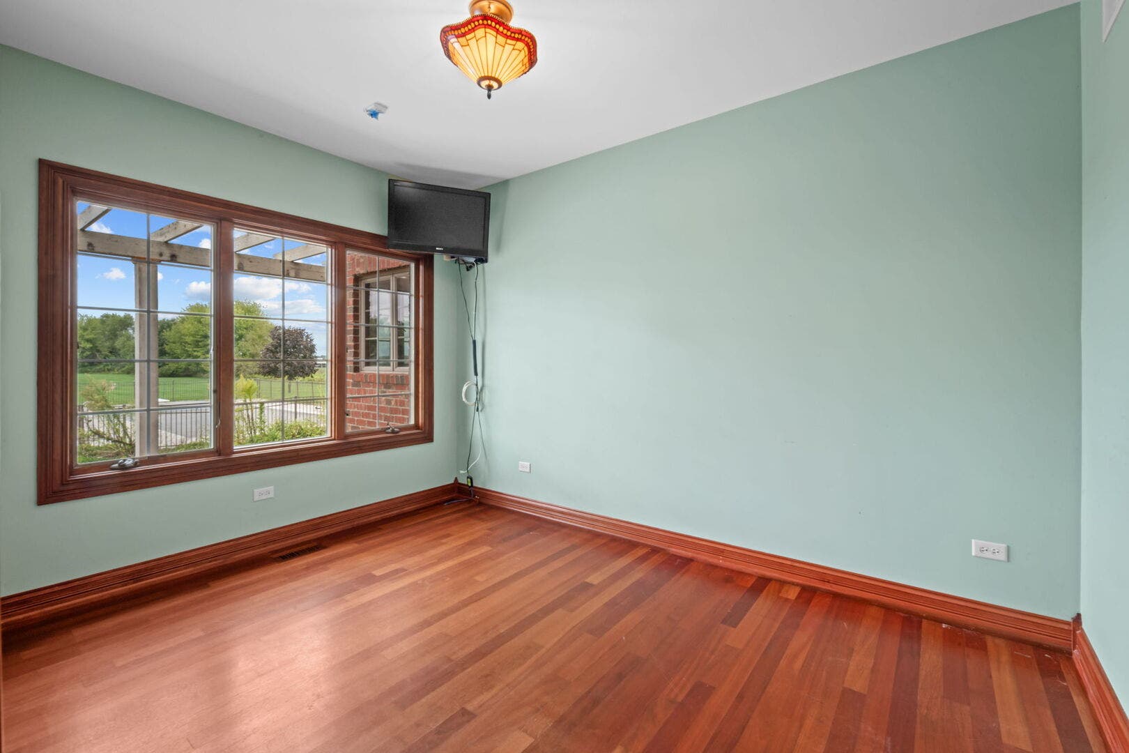 11N720 Muirhead Road, Elgin, IL 60124 11N720 Muirhead Road, Elgin, IL 60124