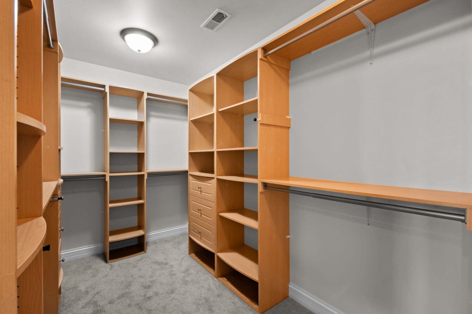 11N720 Muirhead Road, Elgin, IL 60124 11N720 Muirhead Road, Elgin, IL 60124