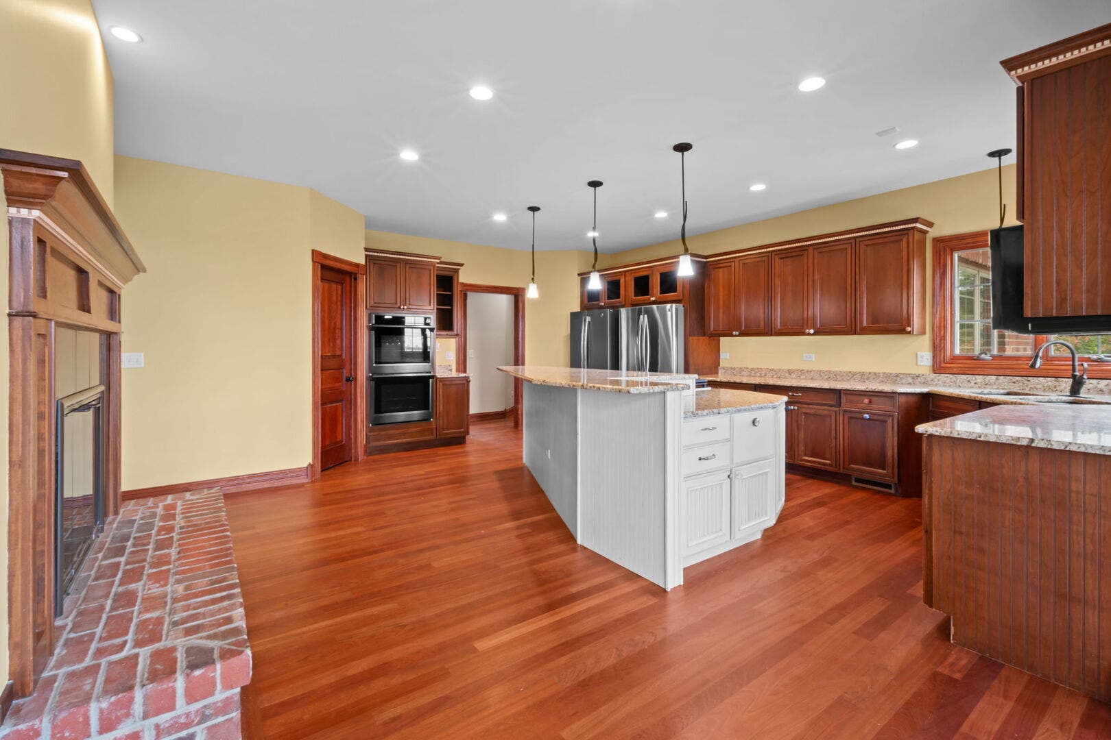 11N720 Muirhead Road, Elgin, IL 60124 11N720 Muirhead Road, Elgin, IL 60124