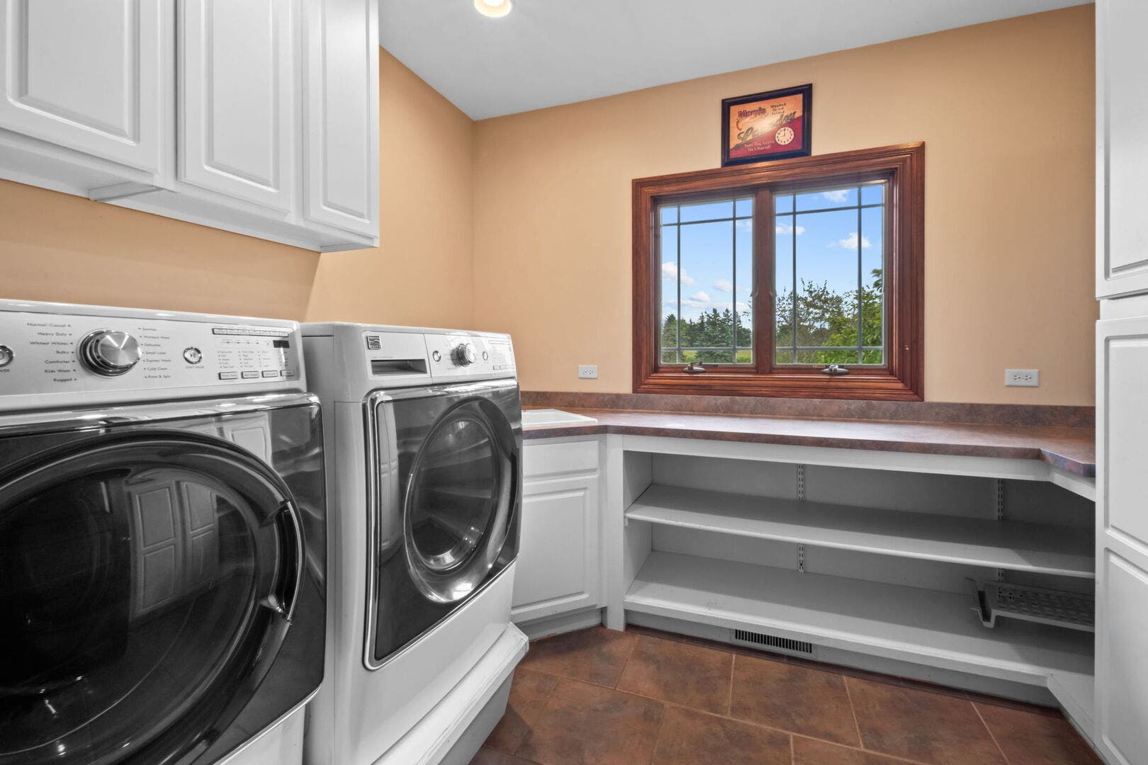 11N720 Muirhead Road, Elgin, IL 60124 11N720 Muirhead Road, Elgin, IL 60124
