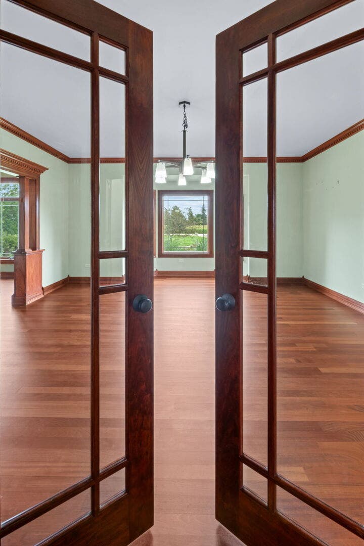11N720 Muirhead Road, Elgin, IL 60124 11N720 Muirhead Road, Elgin, IL 60124