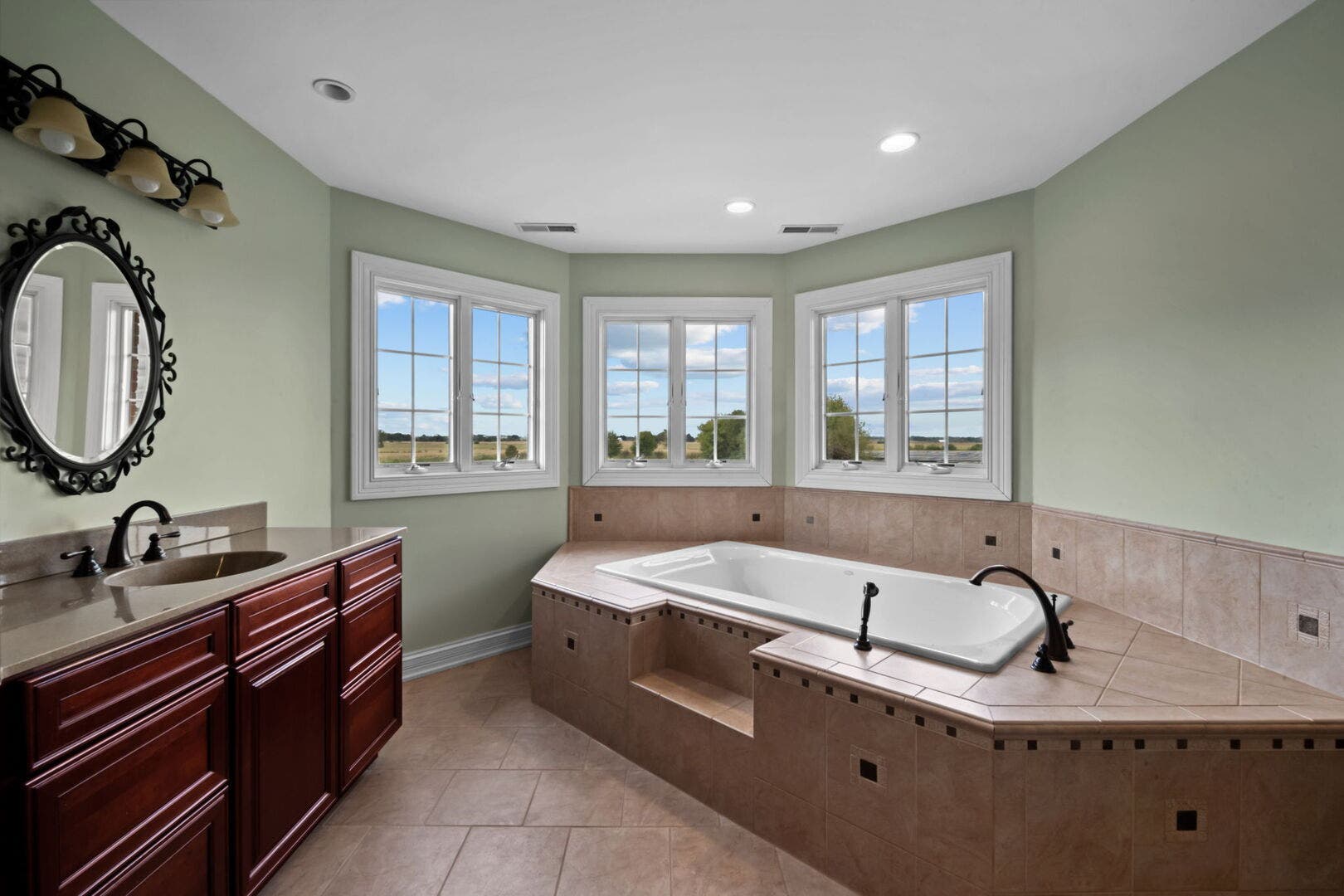 11N720 Muirhead Road, Elgin, IL 60124 11N720 Muirhead Road, Elgin, IL 60124