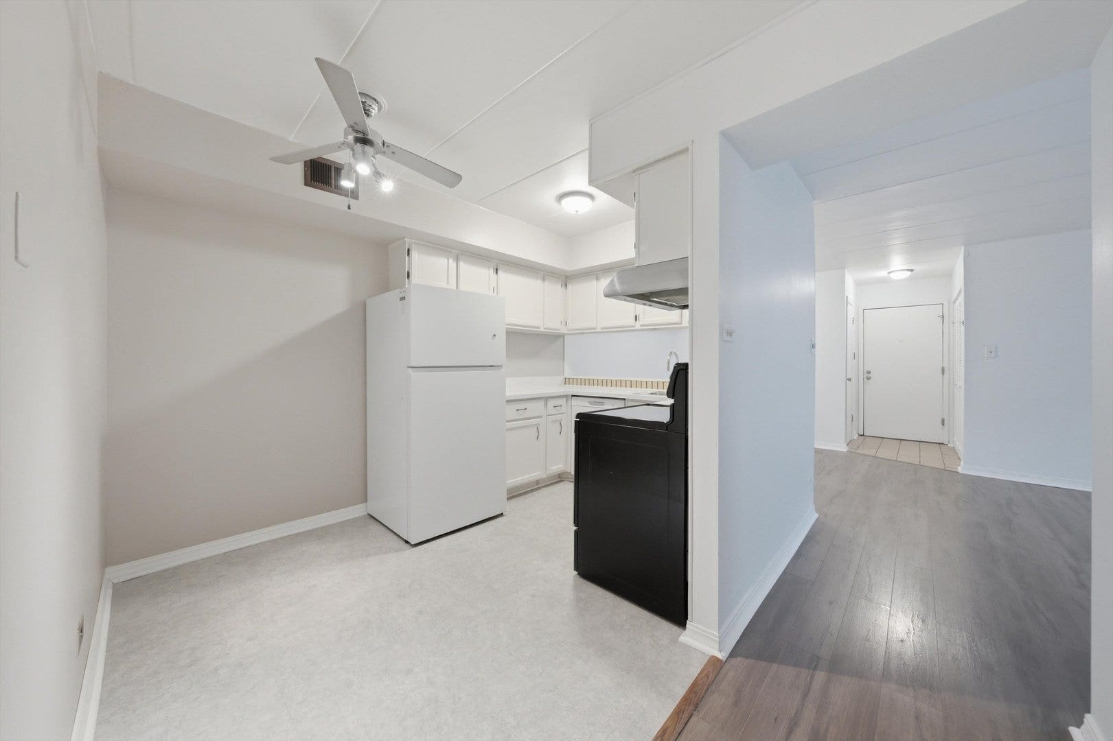 7505 175th Street, #124, Tinley Park, IL 60477 7505 175th Street, #124, Tinley Park, IL 60477