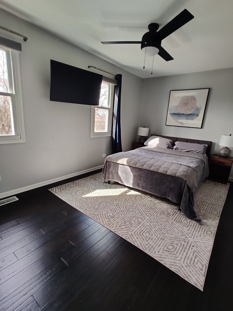 4946 Florence Avenue, Downers Grove, IL 60515