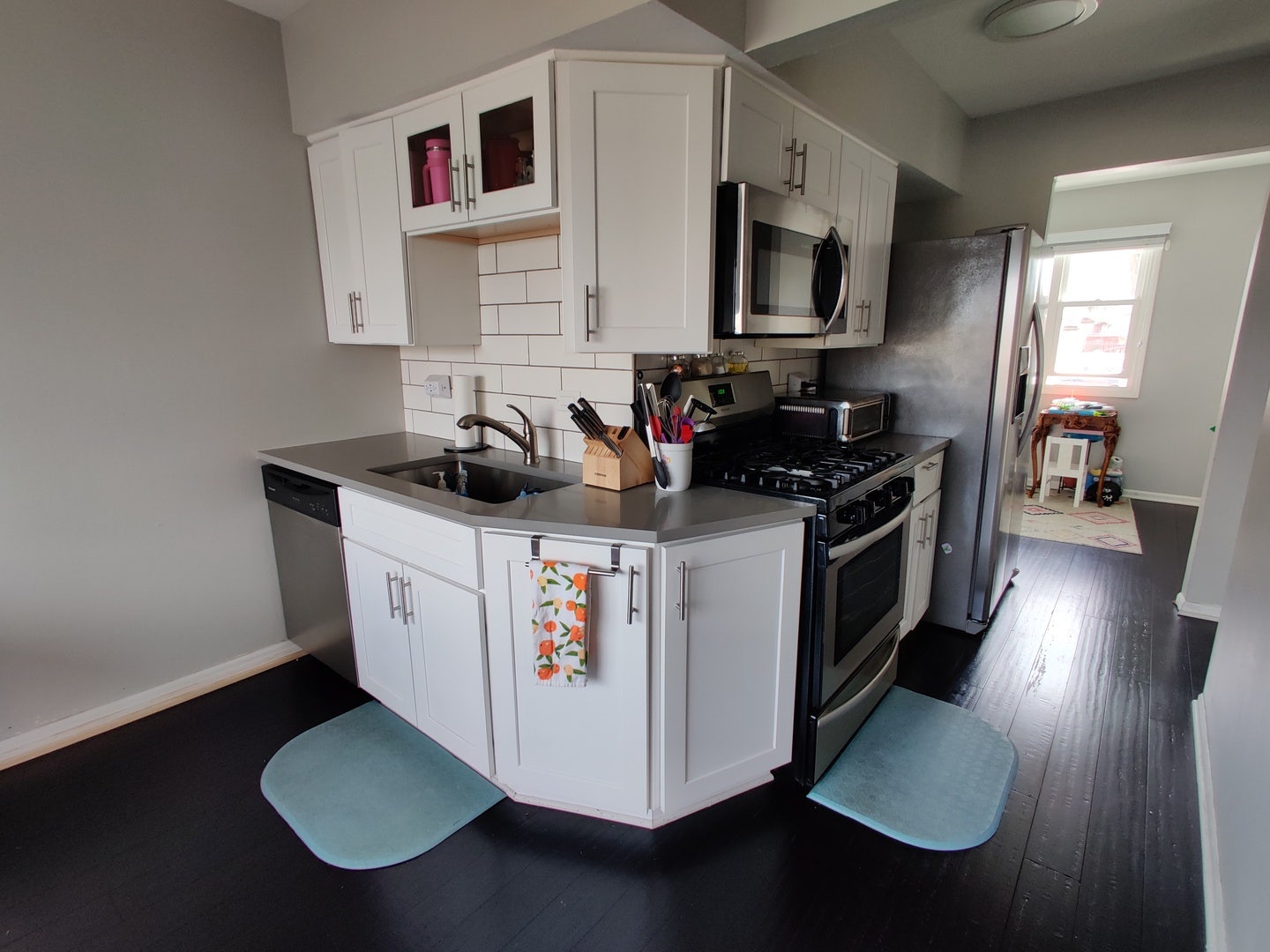 4946 Florence Avenue, Downers Grove, IL 60515